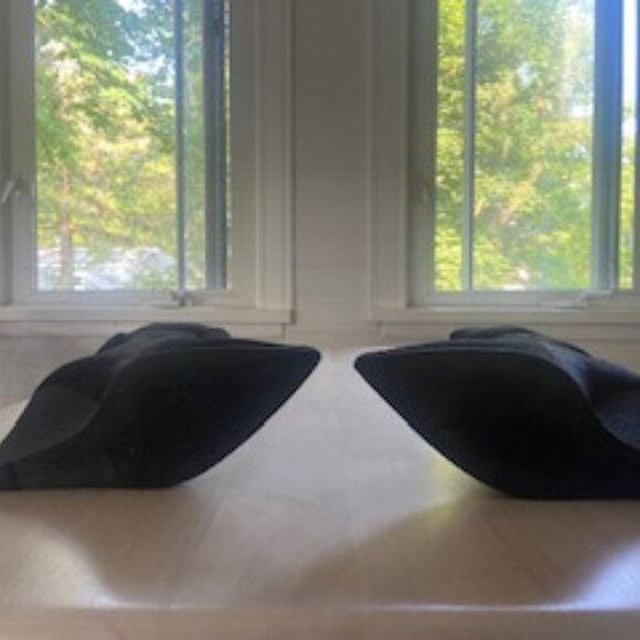 Burberry Wedge Ankle Boot. Color : Chocolate. Size 8US 38UK. - Picture 8 of 9